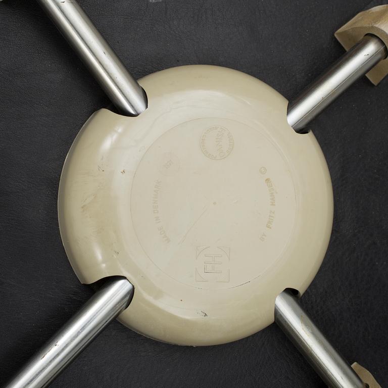 STOL, "Sjuan", Arne Jacobsen, Fritz Hansen, 1971.