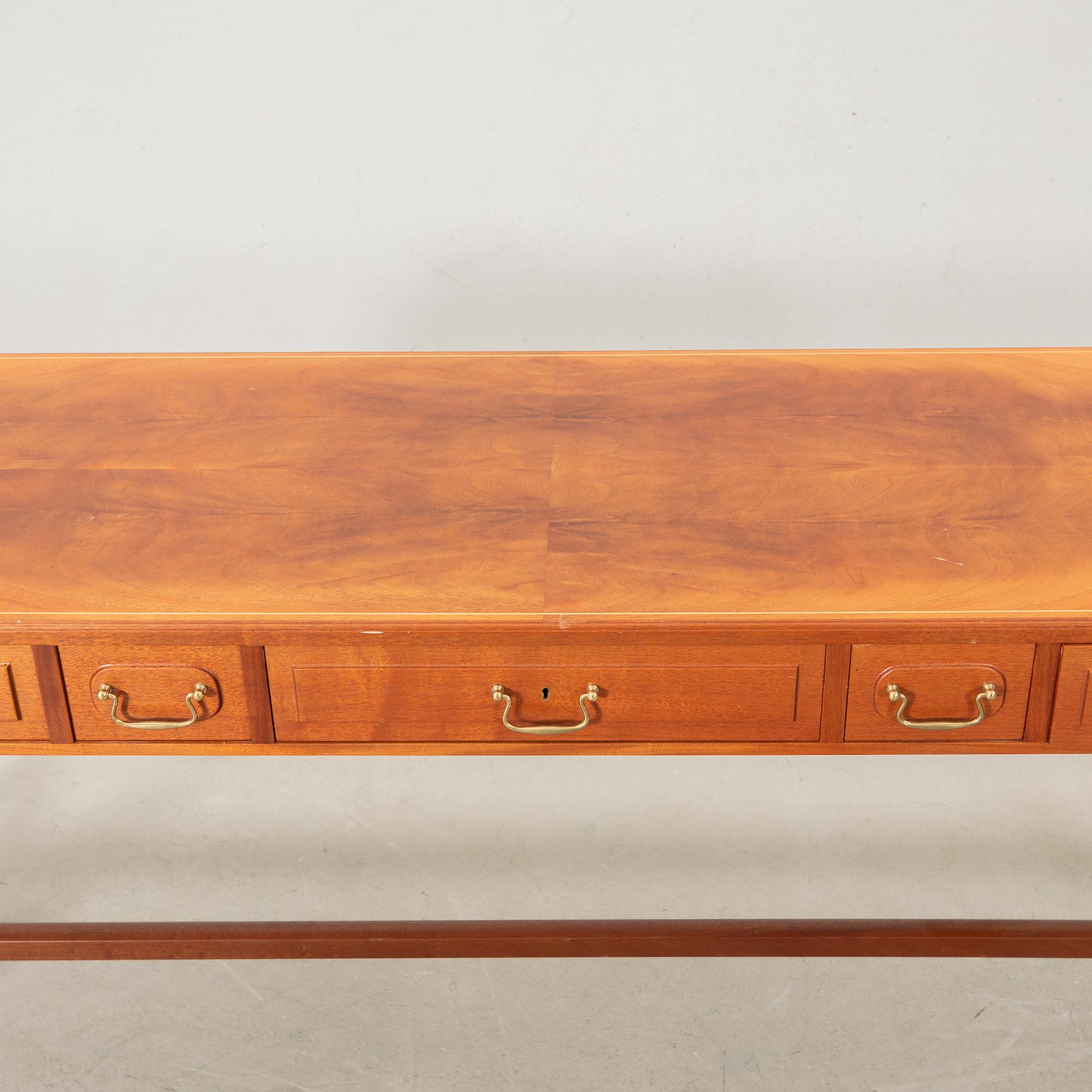 Josef Frank, sideboard, model 821, Svenskt Tenn.