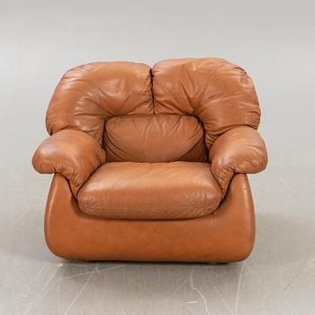 Fåtölj, skinn, Italien, 1960-70-tal.