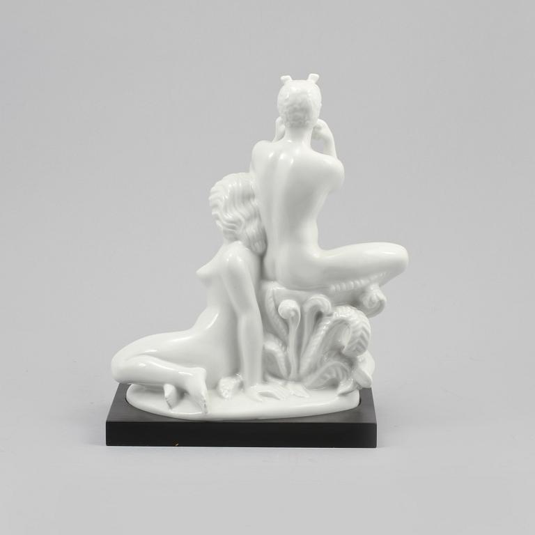 FIGURIN, porslin, Harald Salomon, Rörstrand, 1940-tal.