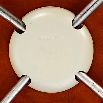 ARNE JACOBSEN, 6 st, "Sjuan", Fritz Hansen.