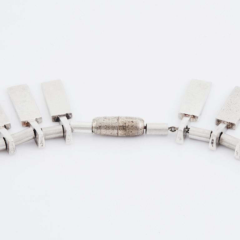 Inga-Britt "Ibe" Dahlquist, collier sterlingsilver, Visby 1965.