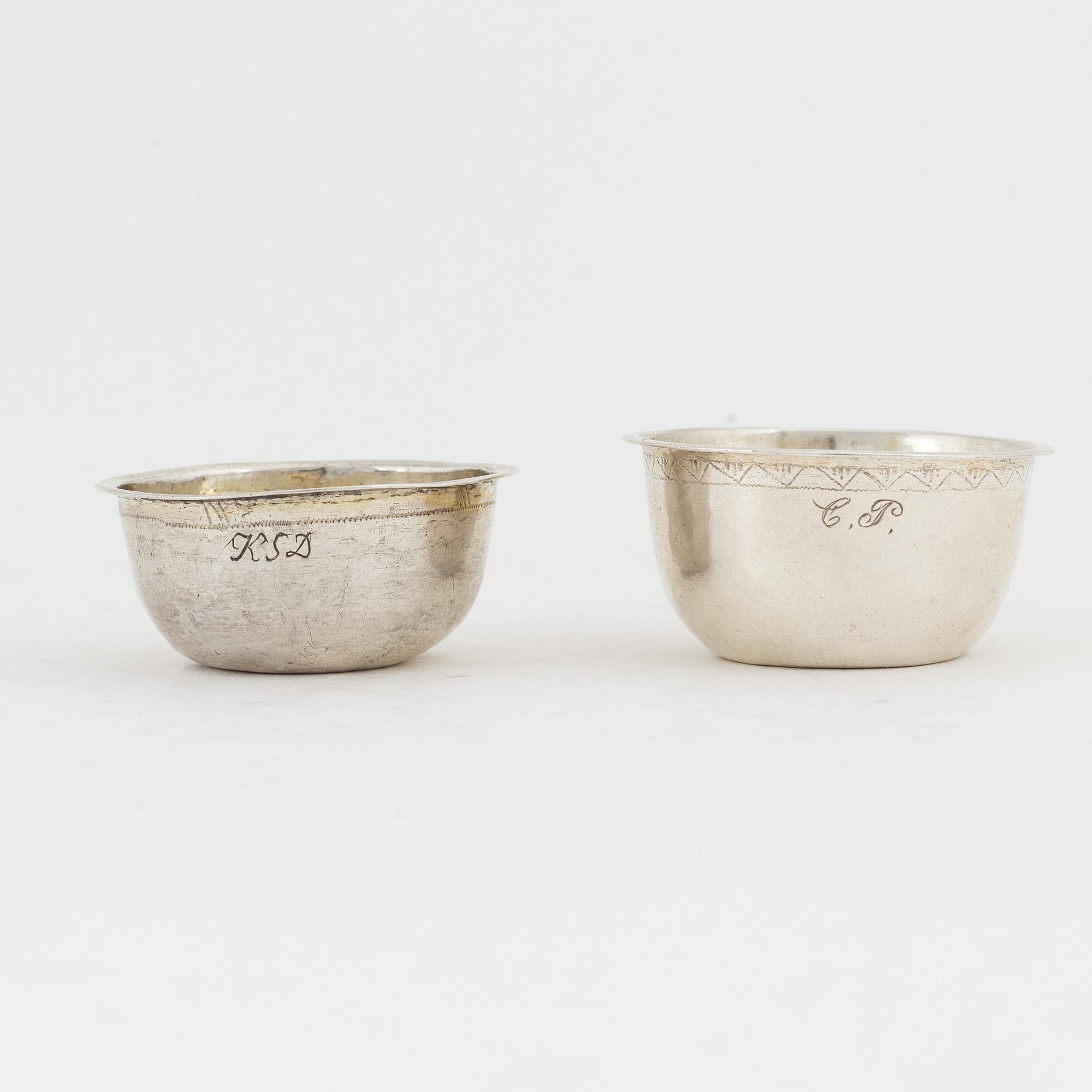 Two Swedish silver tumblers, mark of JJ Ulfsberg, Nyköping circa 1810, and M Sedelin, Sundsvall 1803.