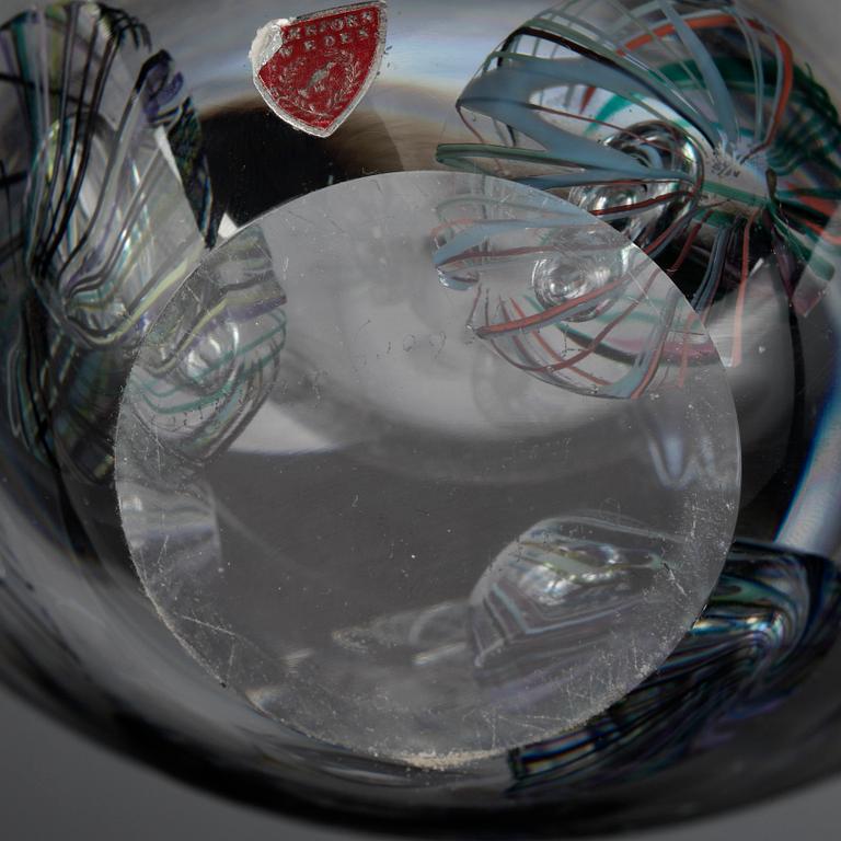 VAS, glas, Ingeborg Lundin, "Expo", för Orrefors, signerad.