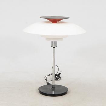 Poul Henningsen, table lamp, "PH 80", Louis Poulsen, Denmark.