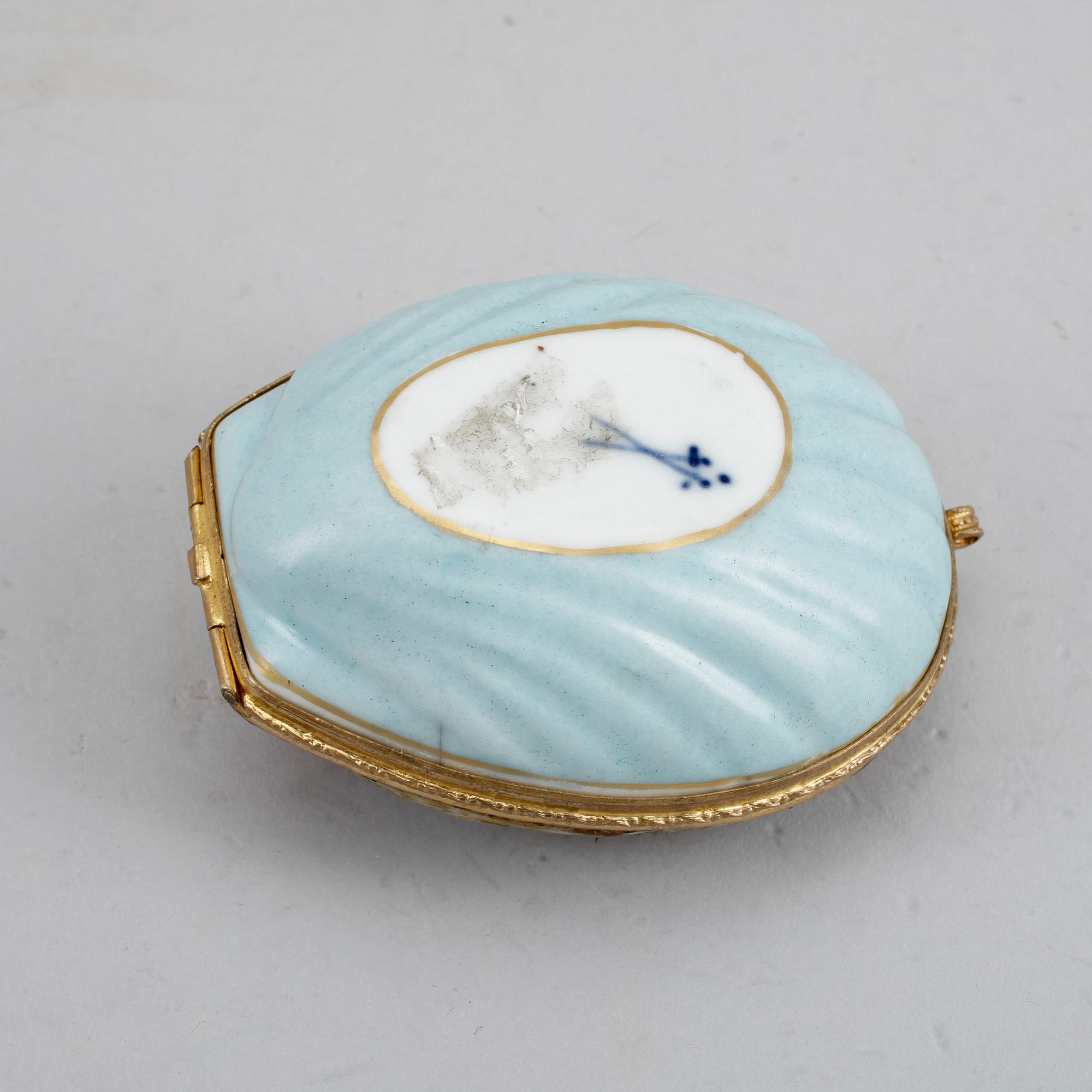 PARTI PORSLIN, 4 delar, meissen/meissenliknande, 1800/1800-tal.