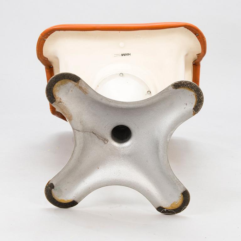 YRJÖ KUKKAPURO, a pair of 1970's '417' chairs for Haimi.