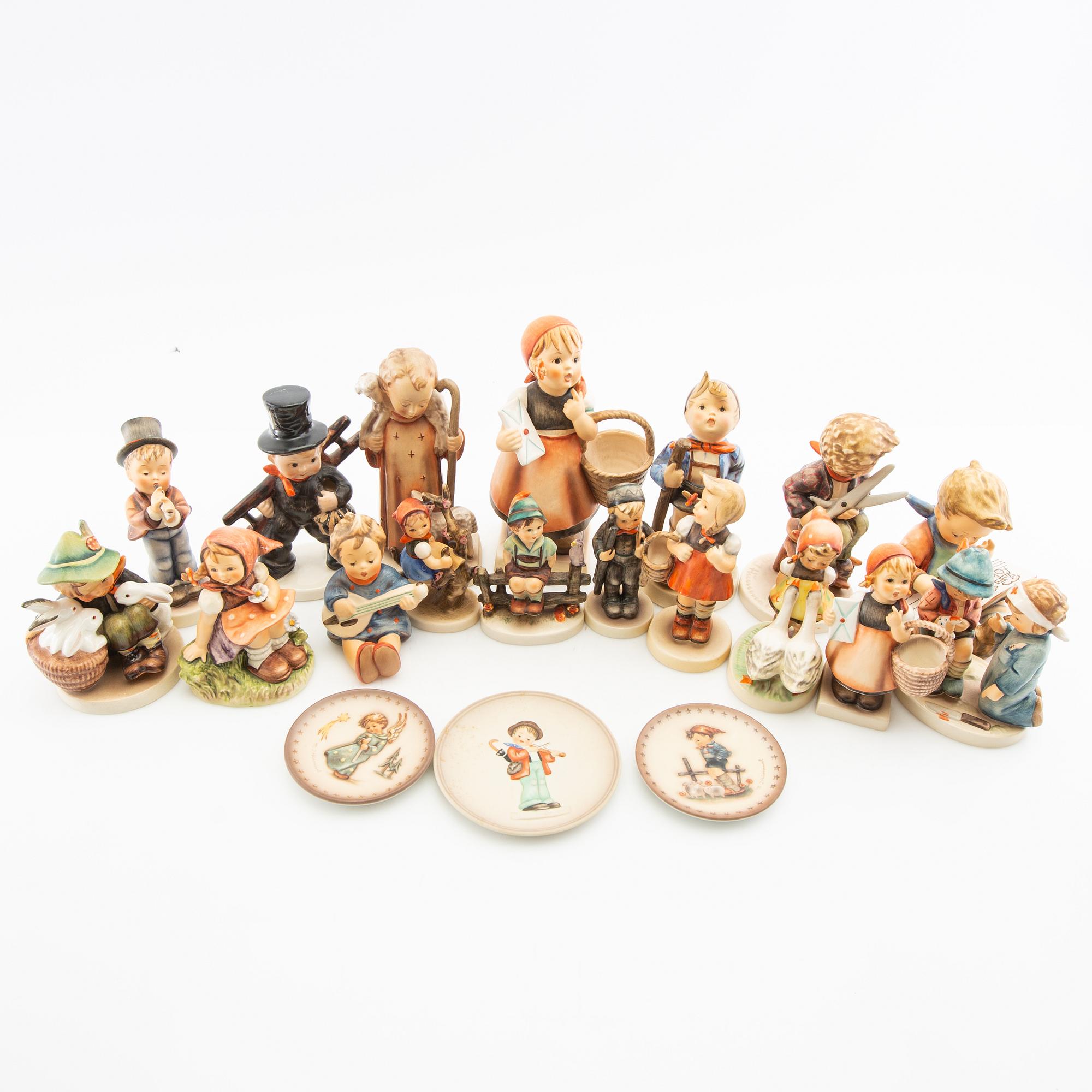 Figurines 17 pcs and plates 3 pcs Goebel MJ Hummel Germany mid-20th century porcelain.