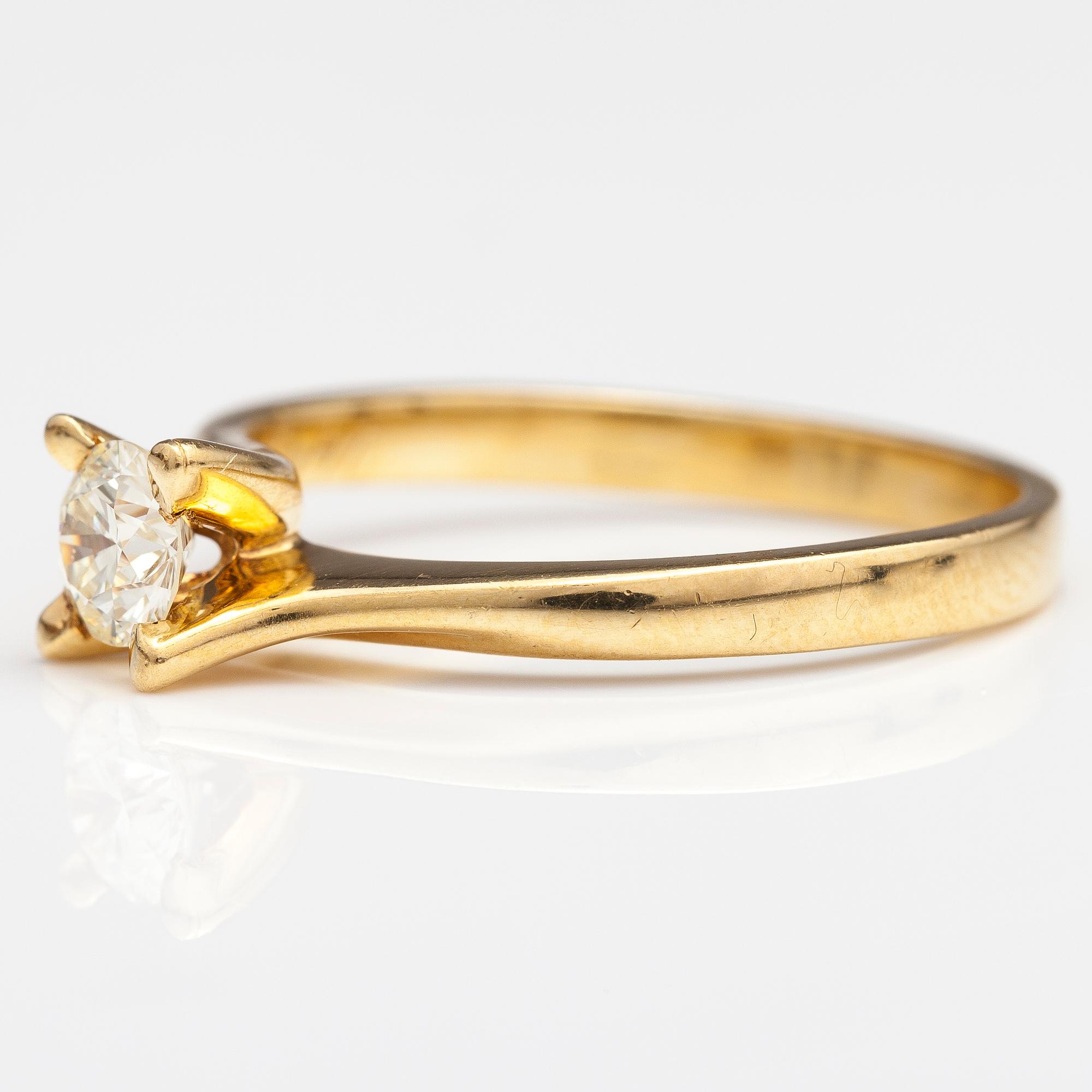 SORMUS, 18K kultaa, briljanttihiottu timantti n. 0.41 ct.