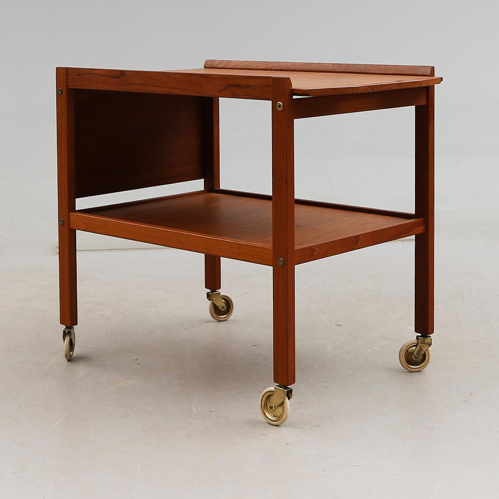 SERVERINGSVAGN, 1900-talets andra hälft.