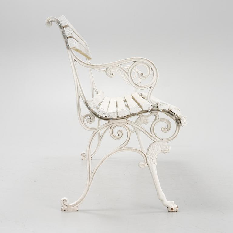 A cast iron garden sofa, 20th century.