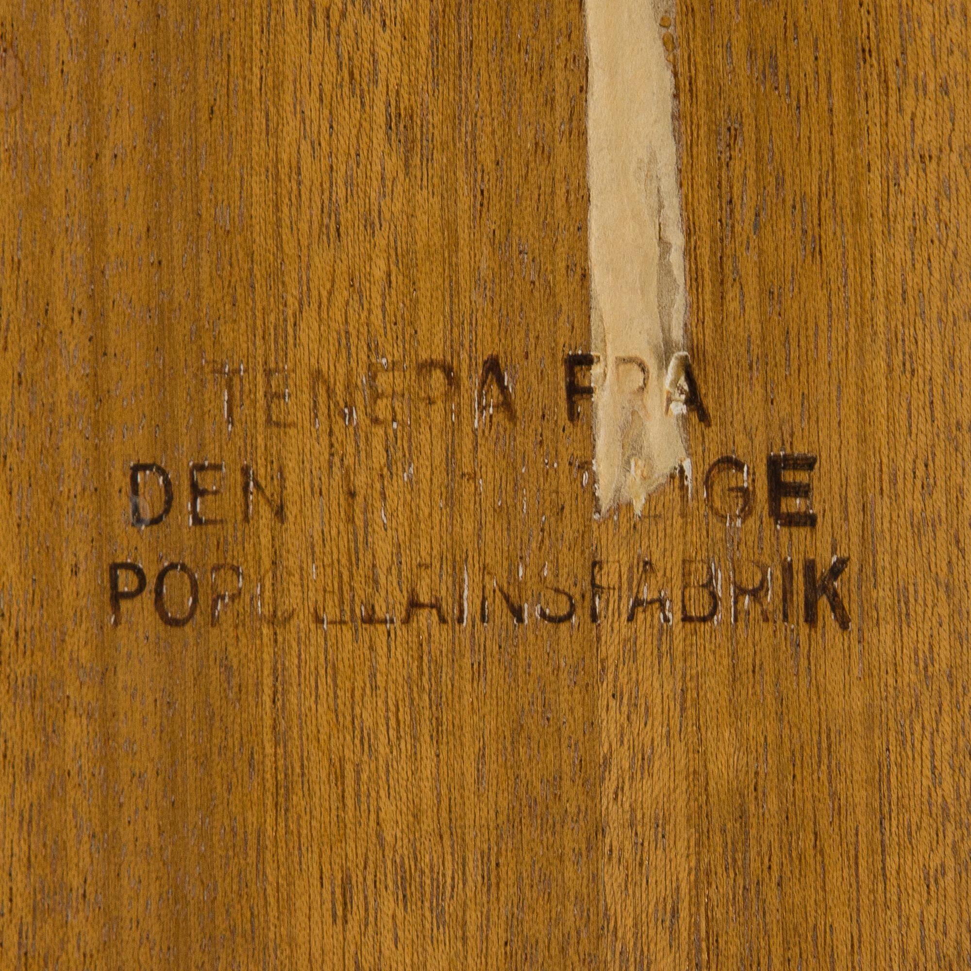 SOFFBORD, Severin Hansen Jr. Kakel "Tenera", Nils Thorsson för Royal Copenhagen.