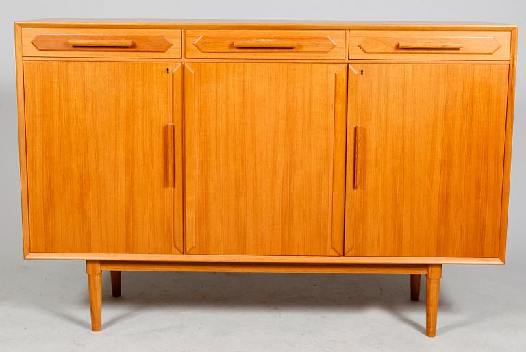 SIDEBOARD, 1950-/1960-tal.