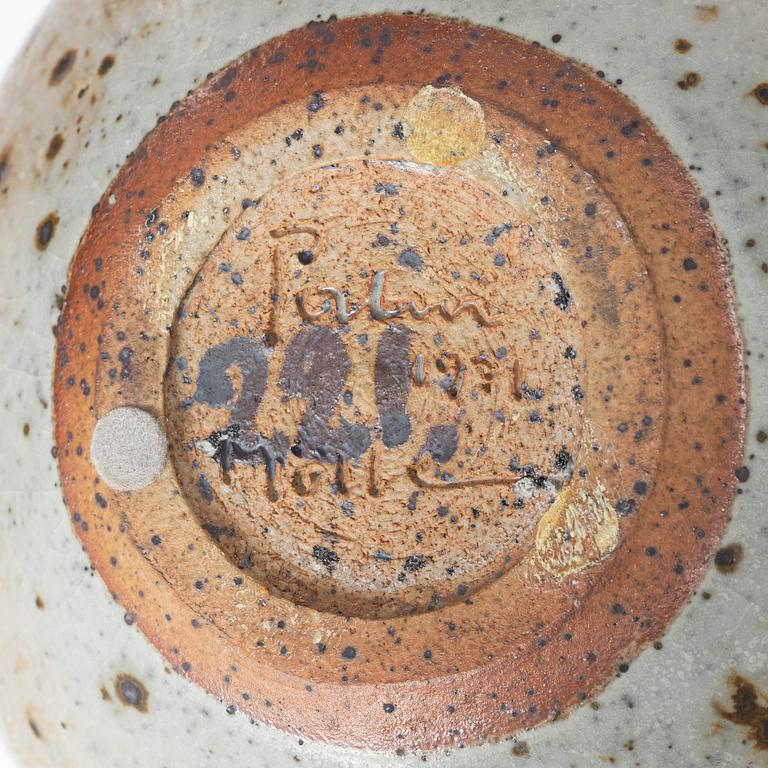 Rolf Palm, A stoneware vase, Mölle 1971.