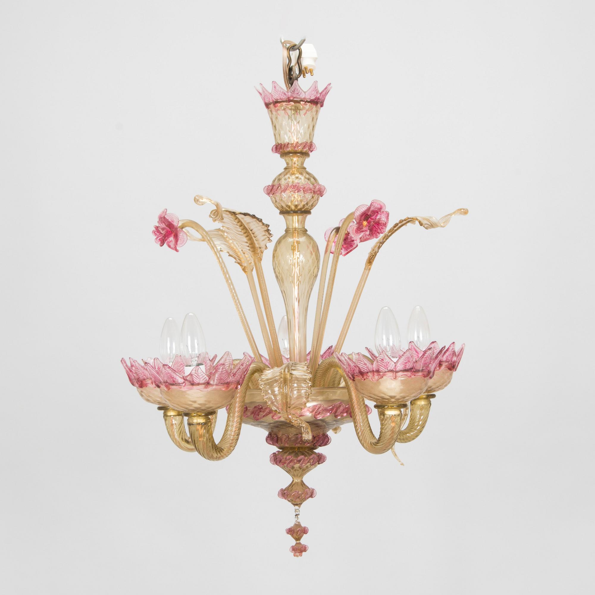 A mid-20th-century Venetian style chandelier, Murano.