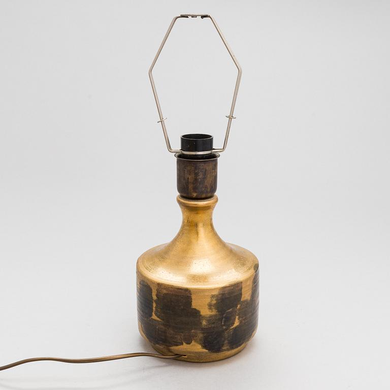 A late 20th century table lamp by Holger Granbäck for Saavitorppa Finland.