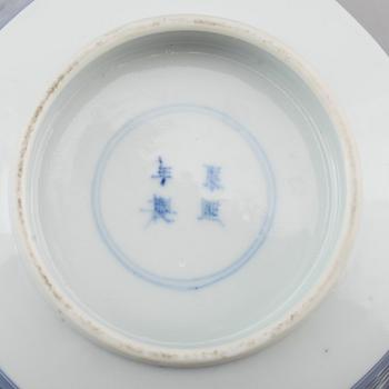 SKÅL, porslin, Japan, Kinesisk Kangxistil, sent 1800-tal.