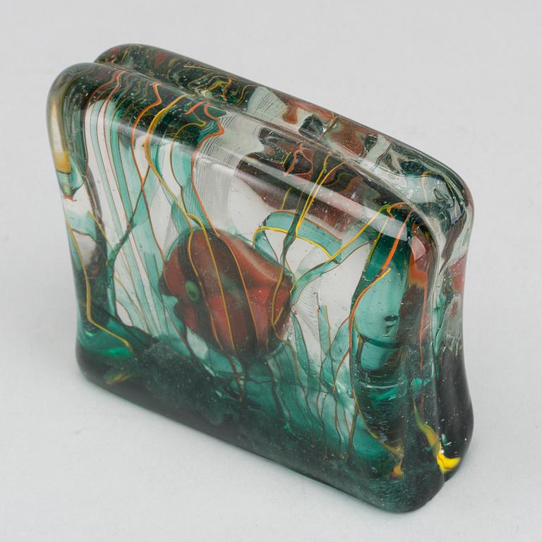 A GINO CENEDESE MURANO GLASS SCULPTURE.