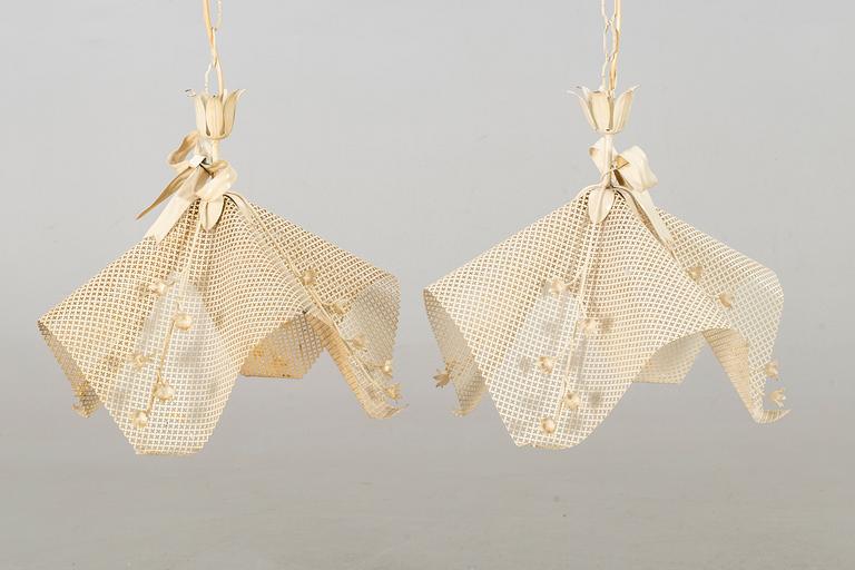 A PAIR OF PENDANTS, 1960/70's.