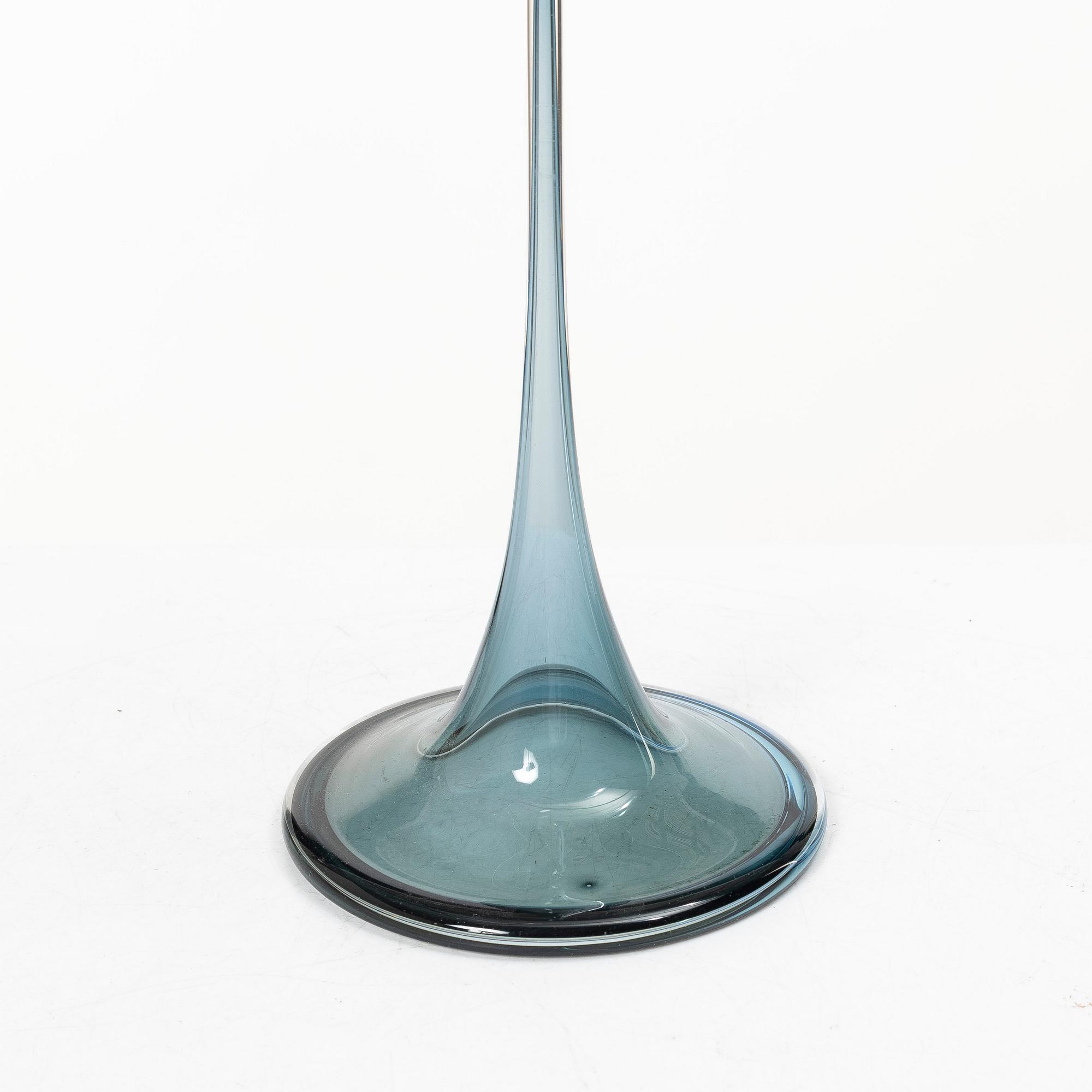 Nils Landberg, a tulip glass, Orrefors Expo, 1957.