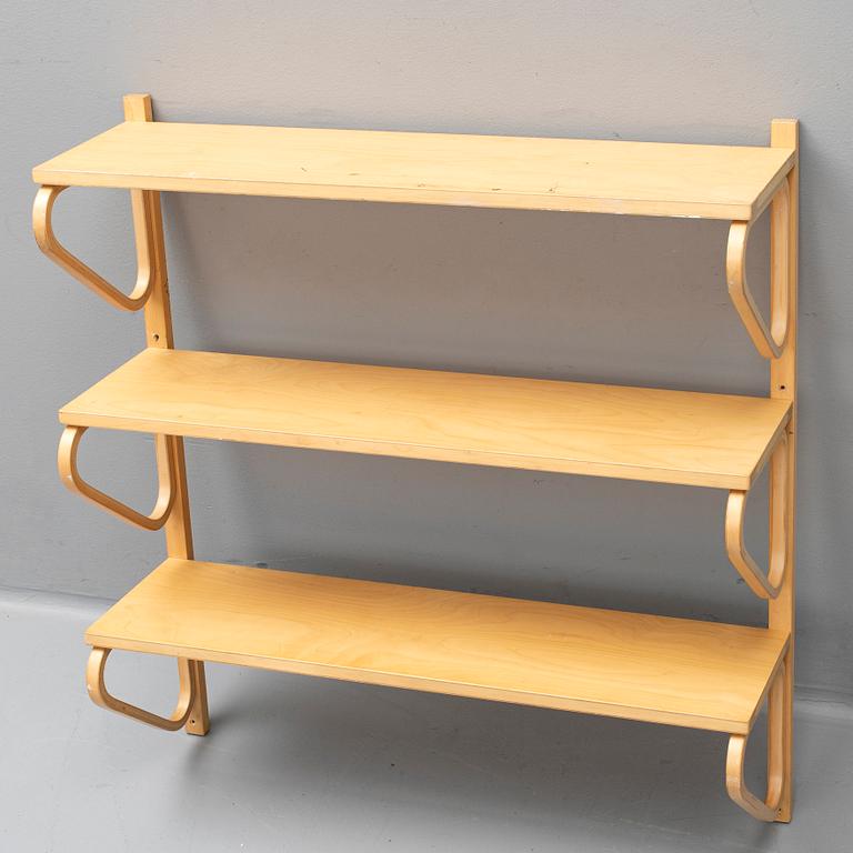 An Alvar Aalto shelf.