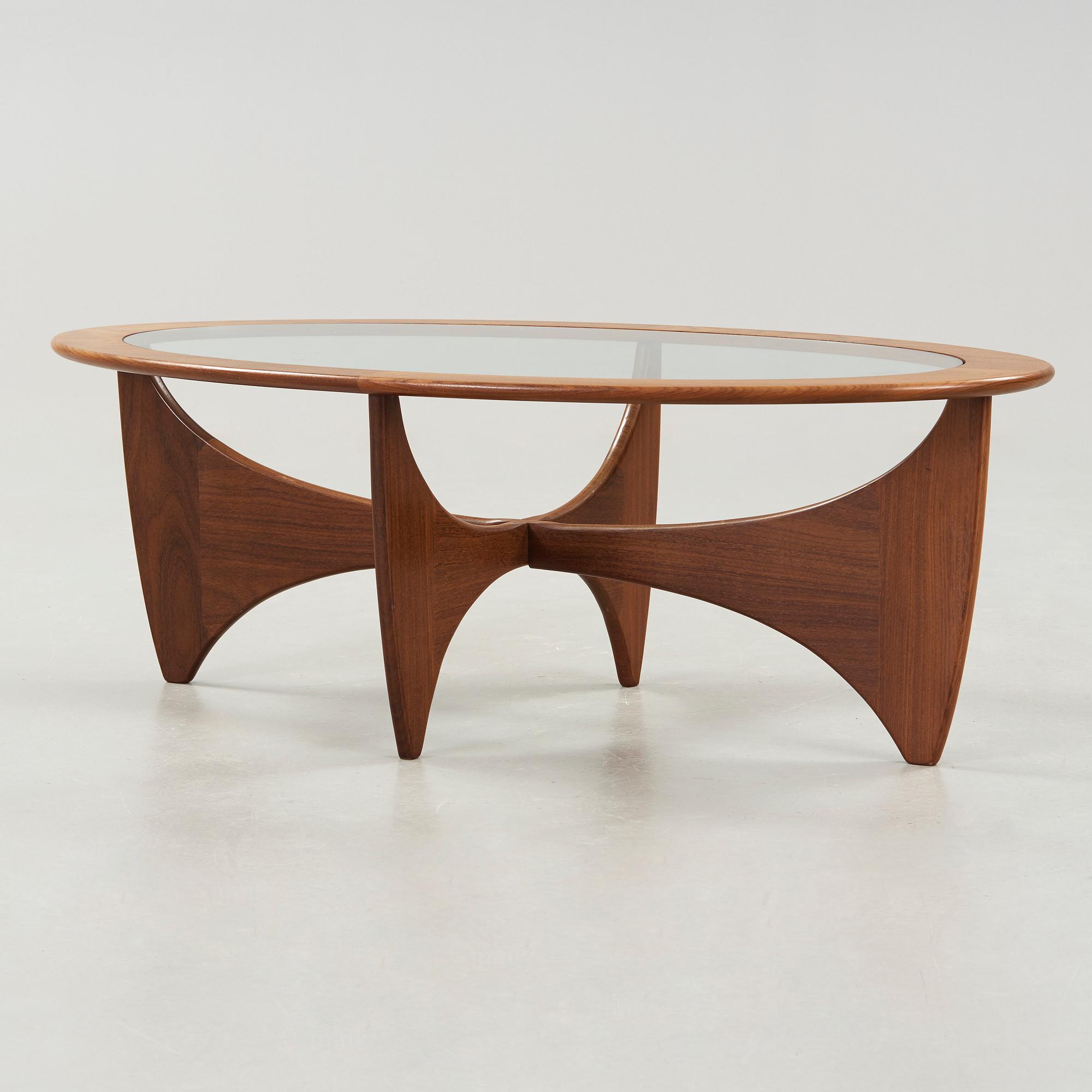 A G-plan table "Astro", second half of the 20th century.