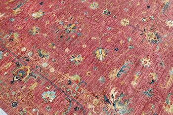 A Ziegler design carpet, approx. 355 x 251 cm.