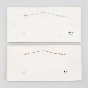 Börje Skohg, 2 wall plaques, stoneware, Gustavsberg, 1980s.