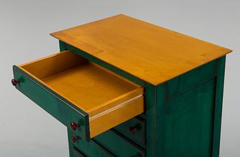 A 1980's Grange chest of drawers.