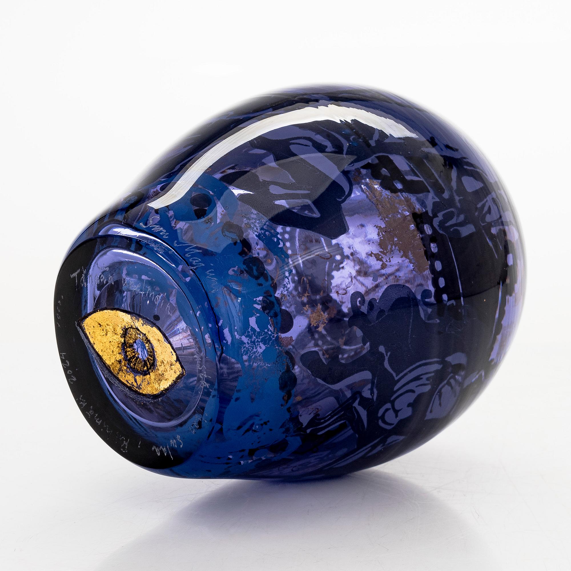 Sini Majuri, unik, glasskulptur, "Today I Dream of You, Secretly" signerad Sini Majuri, Riihimäki 2024.