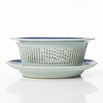 Gallerskål med fat, kompaniporslin, Kina, Qingdynastin, 1800-tal.