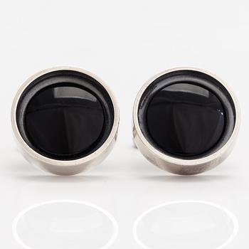 Elis Kauppi, A pair of silver and onyx cufflinks. Kupittaan kulta, Turku 1966.