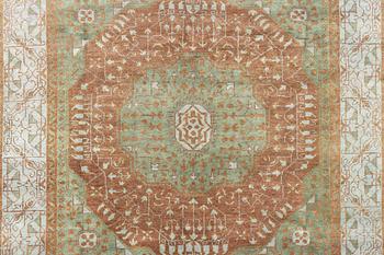 Matta, Mamluk, ca. 358 x 281 cm.