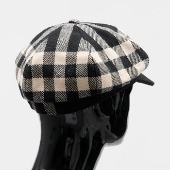 BURBERRY, KEPS, 2 st, storlek M.