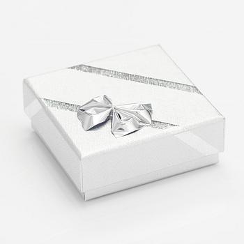 A 14K gold ring with a ca. 0.10 ct diamond. Finland 1993.