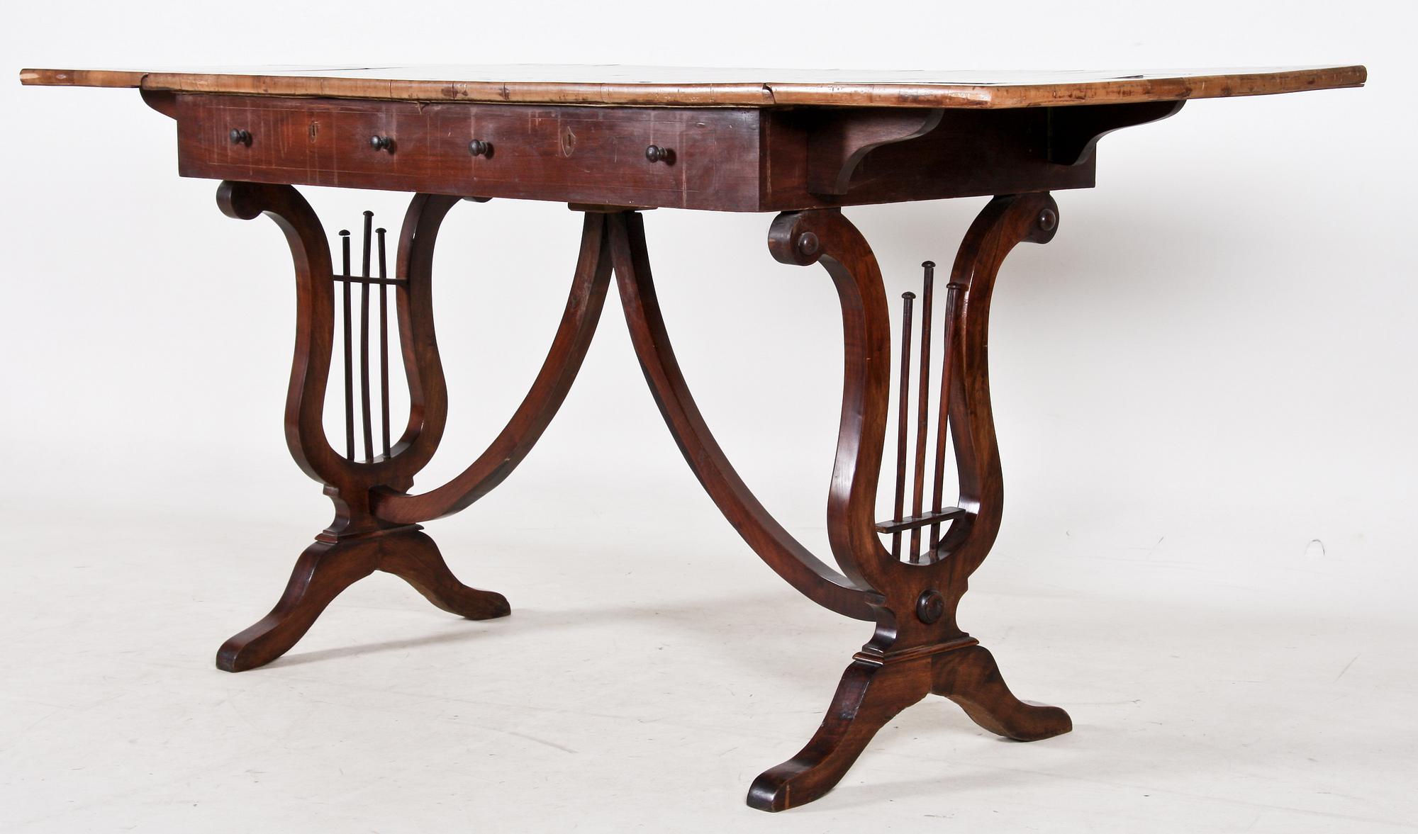 KLAFFBORD, England, 1800-tal.