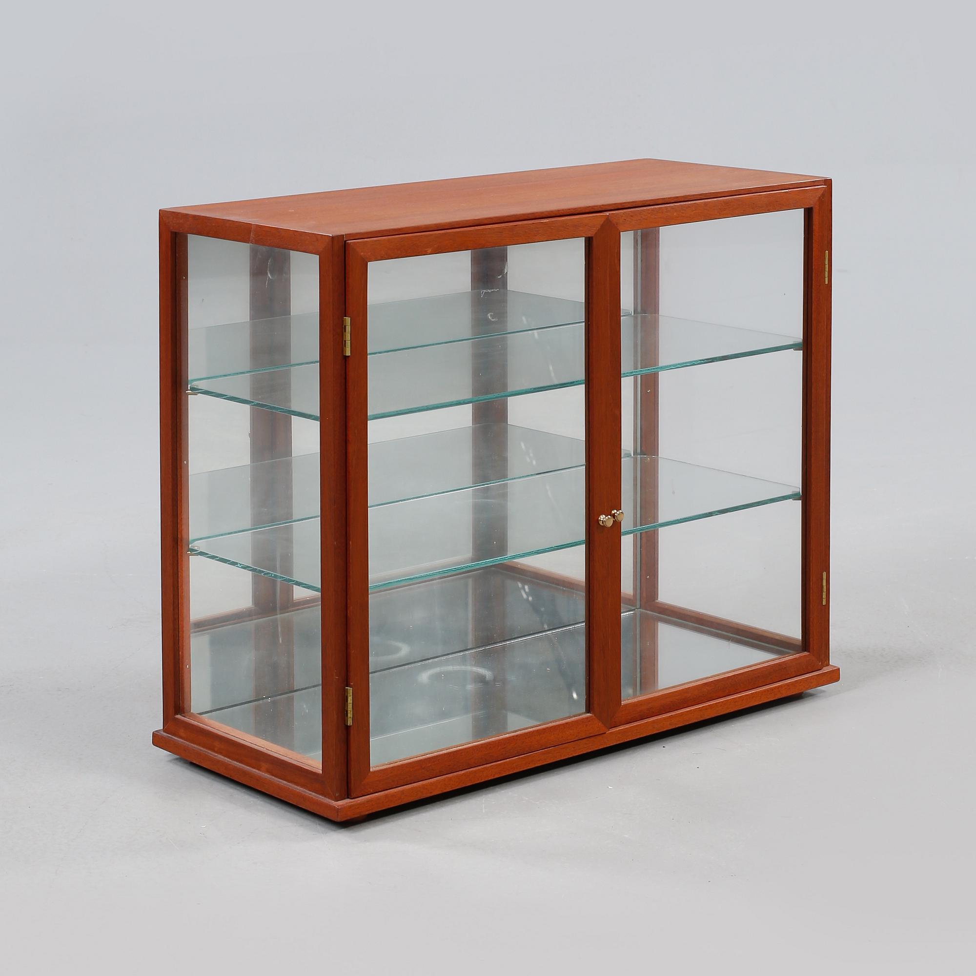 BORDSVITRIN, omkring 1900-talets mitt.