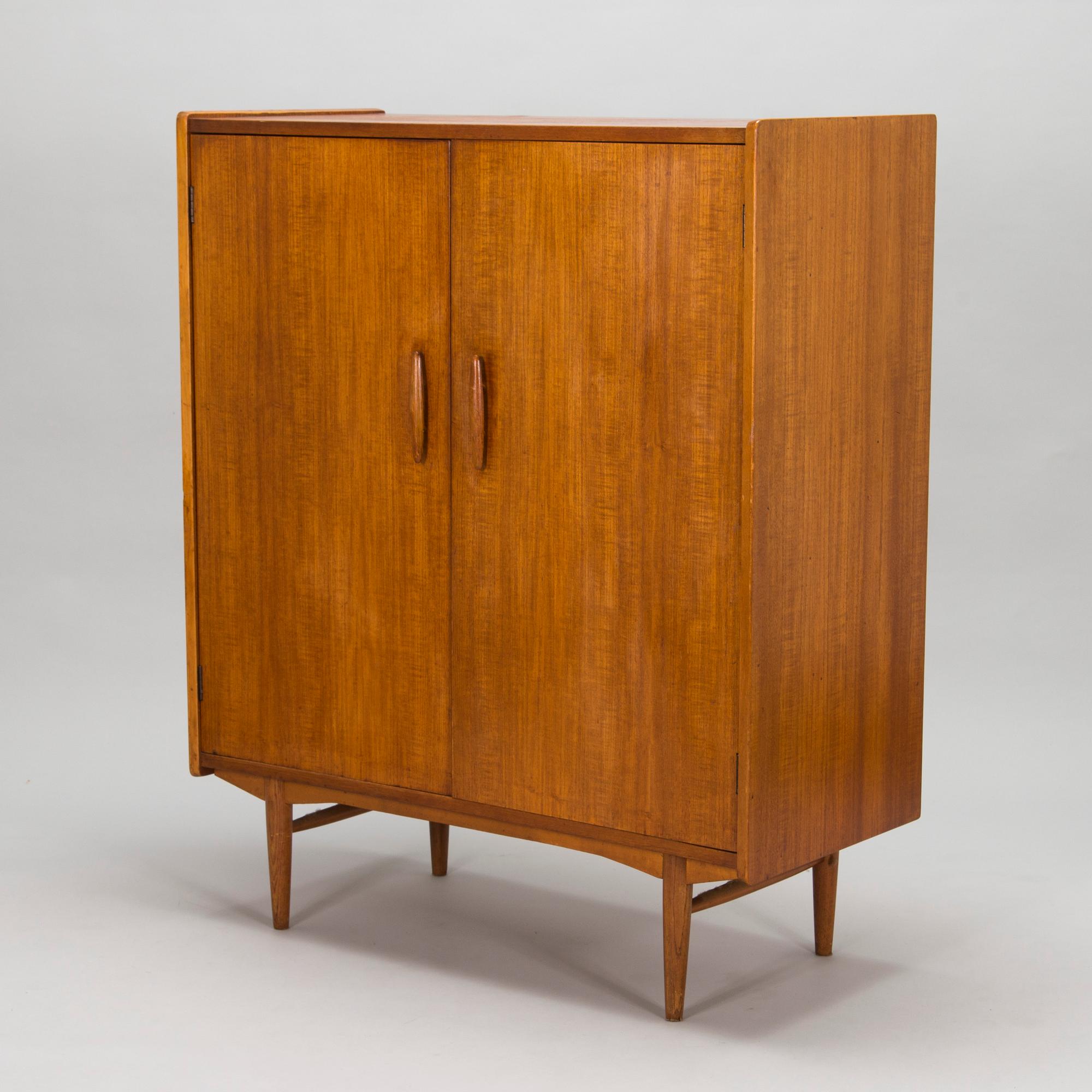 Jussi Peippo, skåp modell 4008 för tillverkare  Asko 1950-tal.