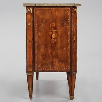 A Gustavian late 18th century commode by N P Stenström (master in Stockholm 1781-1790).