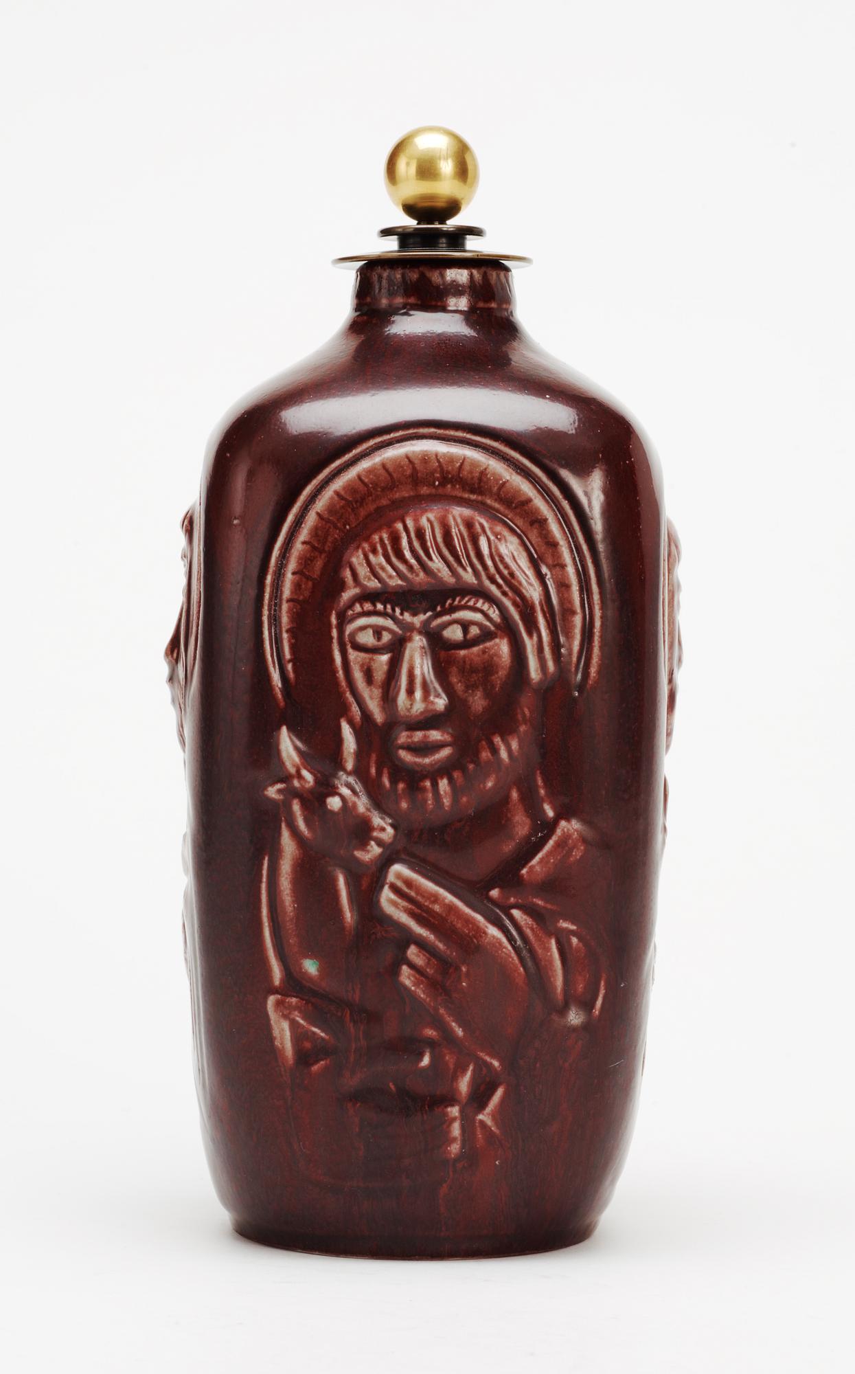 A Jais Nielsen stoneware lidded urn, Royal Copenhagen, Denmark 1953.