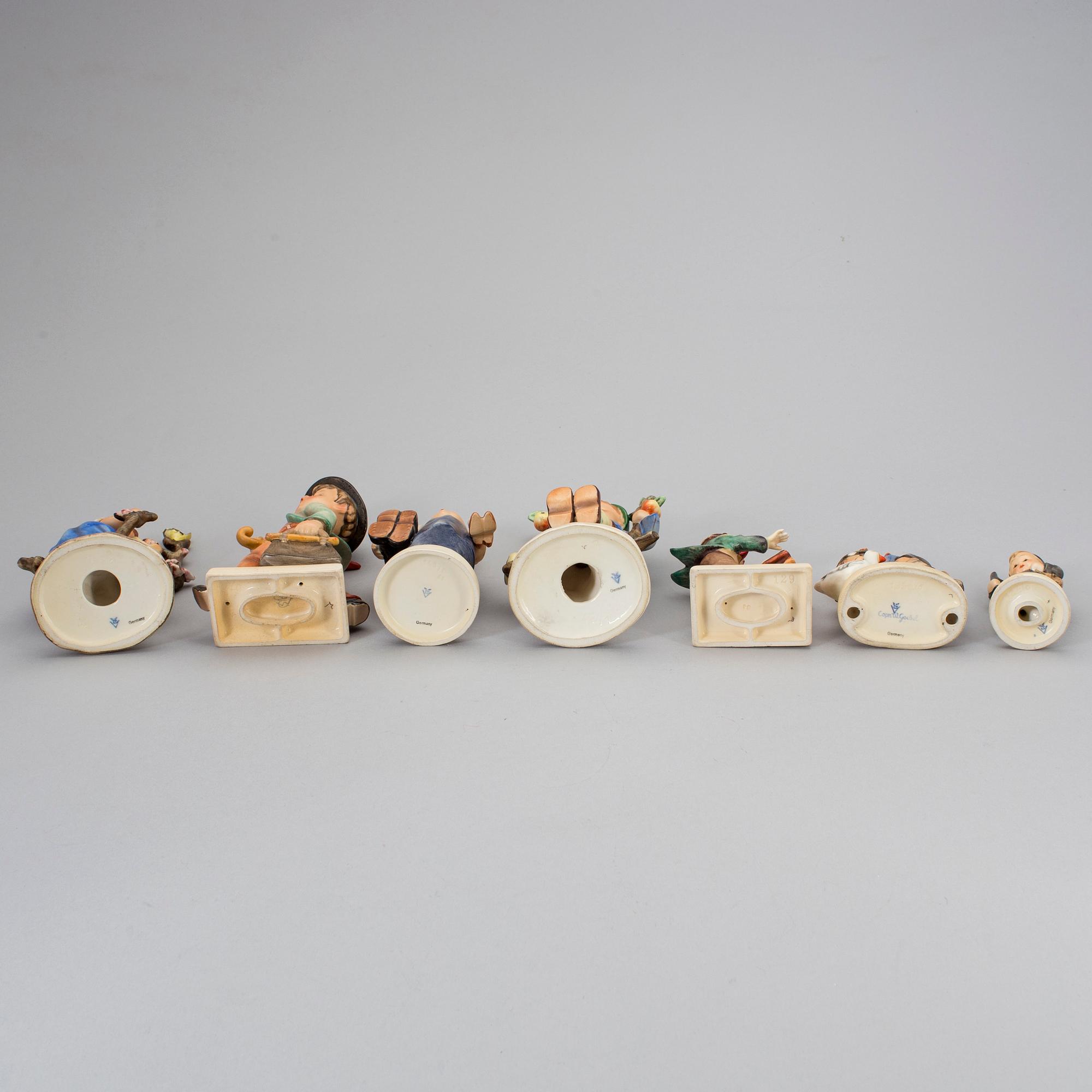 FIGURER, 7 st, porslin, Hummel, Goebel, 1900-talets andra hälft.