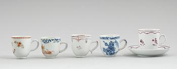 KOPPAR, 5 st, porslin, Kina, bl a Qianlong 1736-1795.