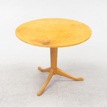 Axel Larsson, a Swedish Modern coffee table, model "1504", Svenska Möbelfabrikerna Bodafors, 1930-40's.