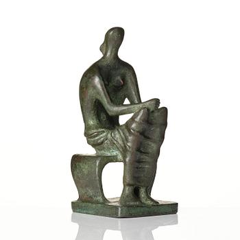 Henry Moore, "Seated figure".