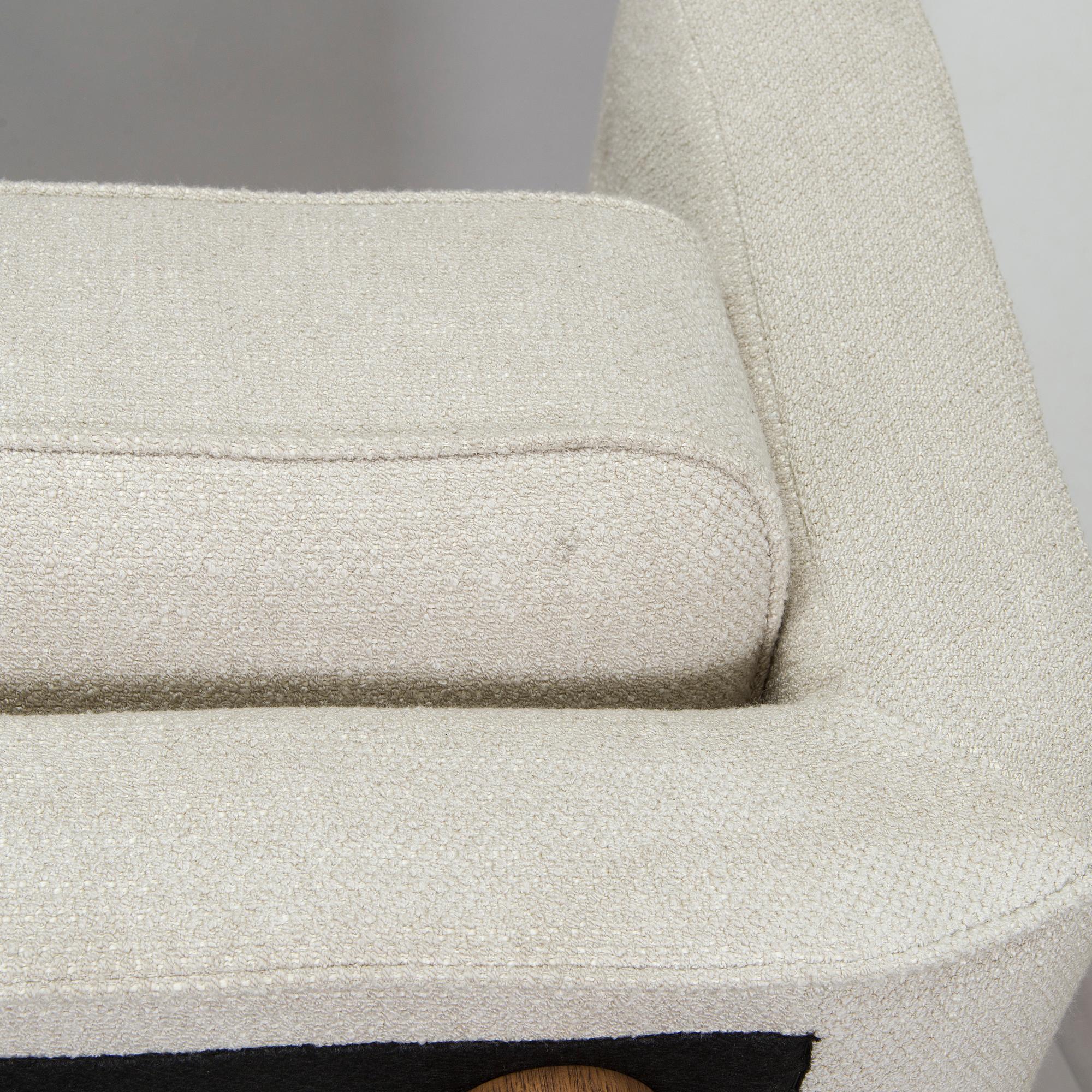 Flemming Lassen, sohva, "Vilhelm", valmistaja Audo Copenhagen. Uustuotanto. Muotoiltu 1935.