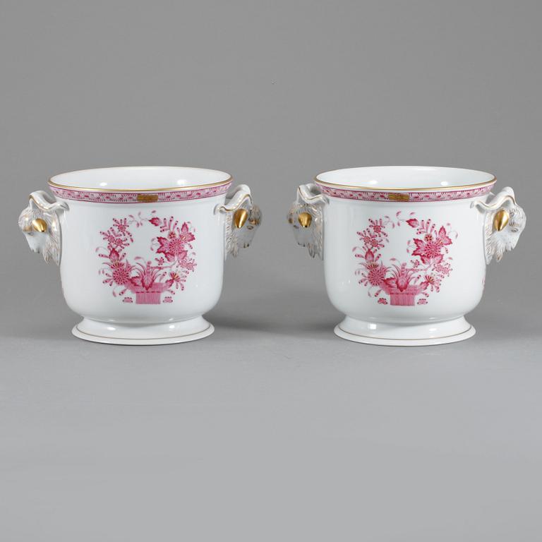 YTTERFODER, ett par, porslin, Herend, Ungern, 1900-talets andra hälft.