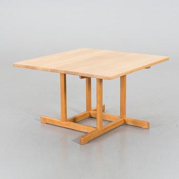 BØRGE MOGENSEN, bord / soffbord 5271, Fredricia Stolefabrik, 1900-talets andra hälft.