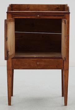 POTTSKÅP, provinsarbete, omkring 1800.