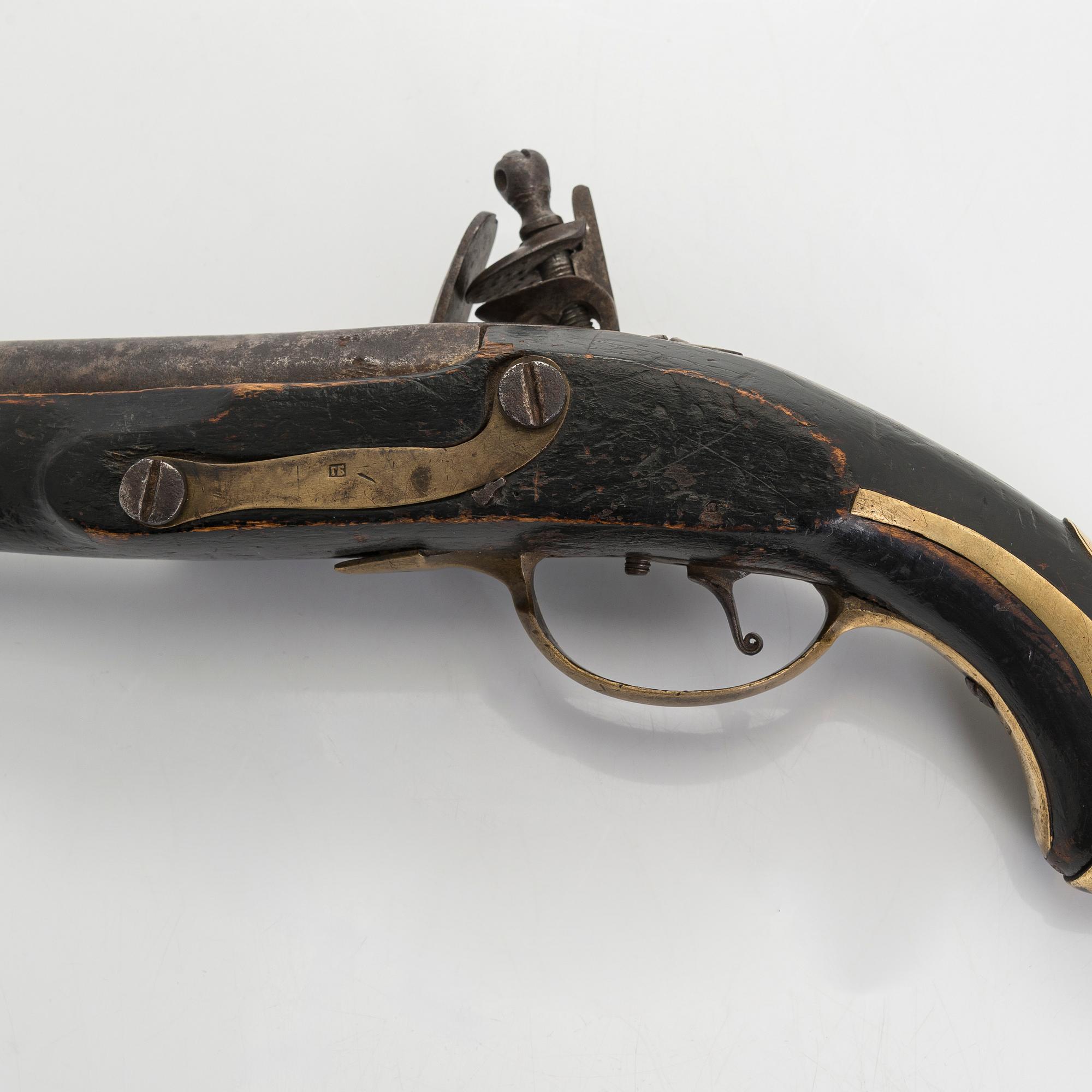 A Russian flintlock pistol, model 1809.