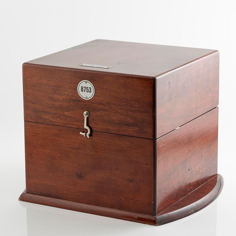 Ulysse Nardin, marine chronometer, ca 1950.